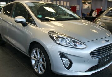 Ford Fiesta 1.0 EcoBoost S&S TiTANIUM 63.854 km 10.780 &euro; Euskirchen 53881