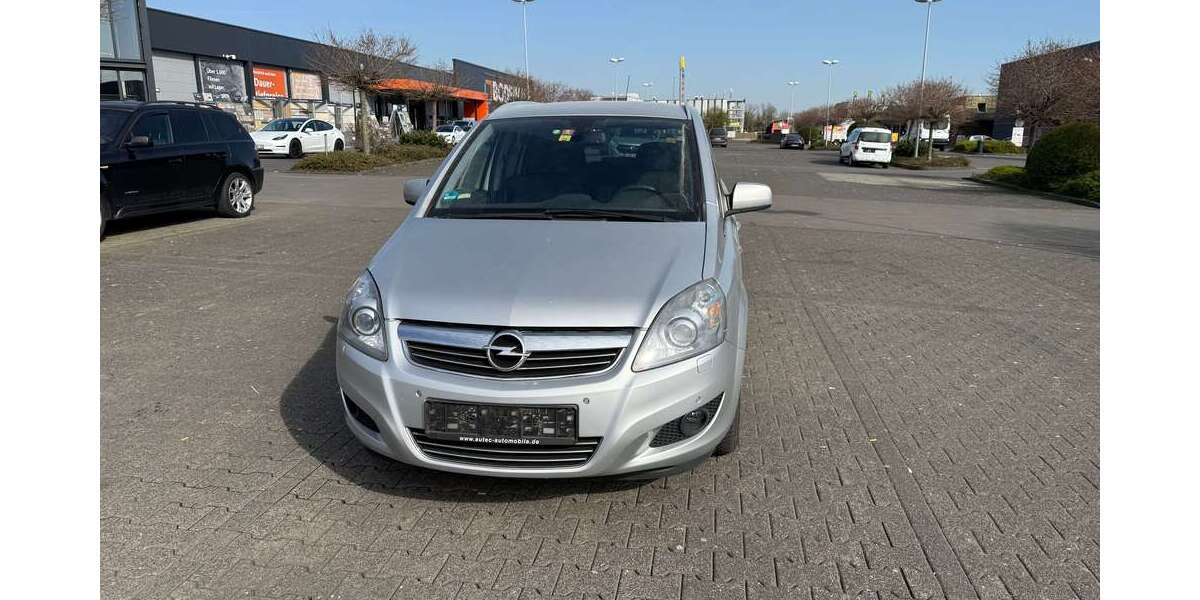 Opel Zafira 184.000 km 4.200 &euro; Köln-Poll (ARAL Tankstelle ) 51105