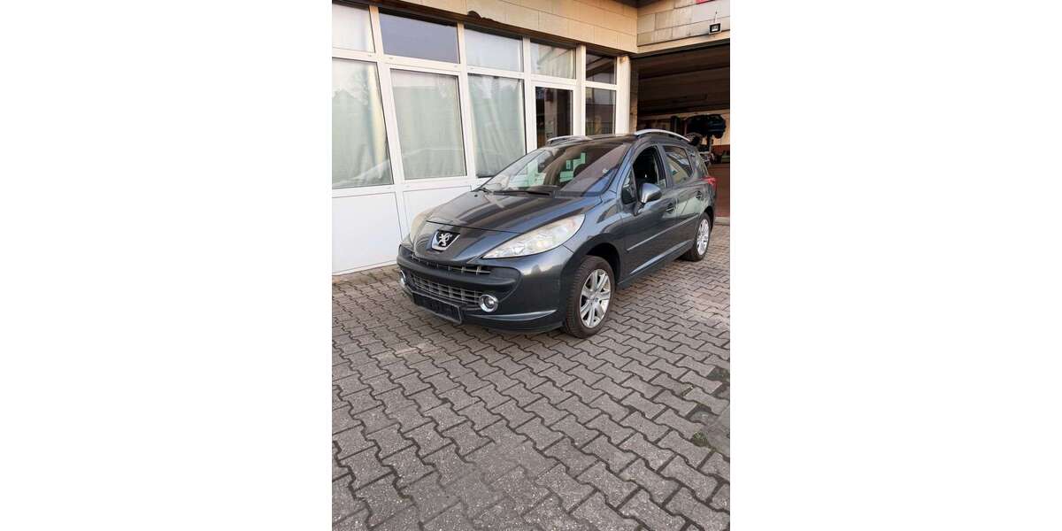Peugeot 207 270.000 km 400 &euro; Nideggen 52385