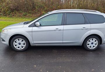 Ford Focus 203.000 km 2.799 &euro; Köln 50859