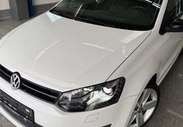 VW Polo 128.907 km 11.490 &euro; Köln 50829