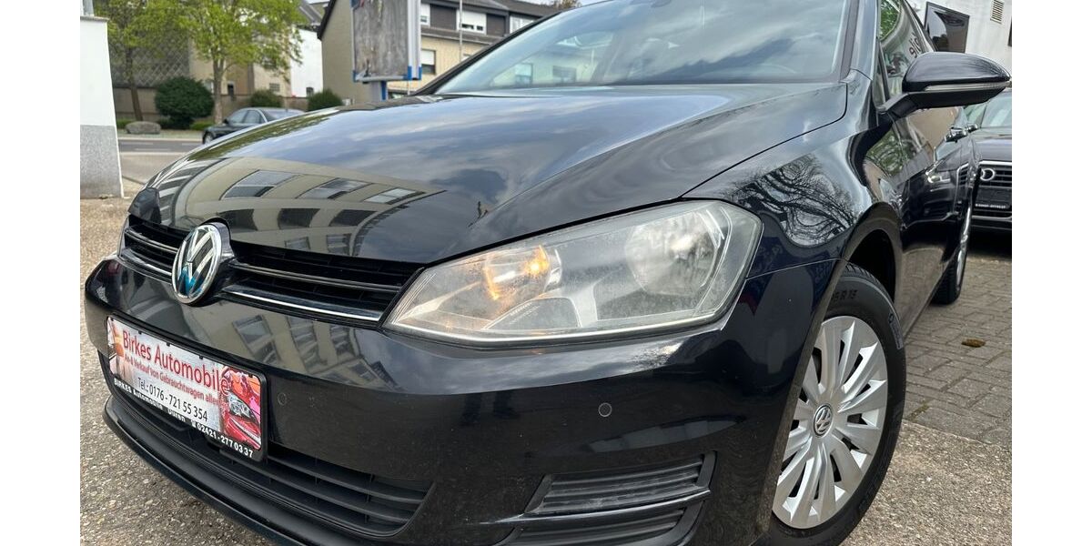 VW Golf 156.200 km 7.499 &euro; Düren 52353