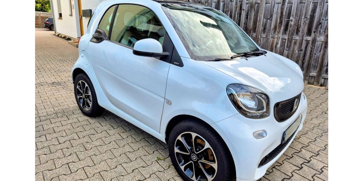 Smart ForTwo 85.000 km 7.589 &euro; Köln 50769