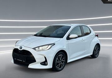 Toyota Yaris 22.610 km 20.590 &euro; Köln 51149