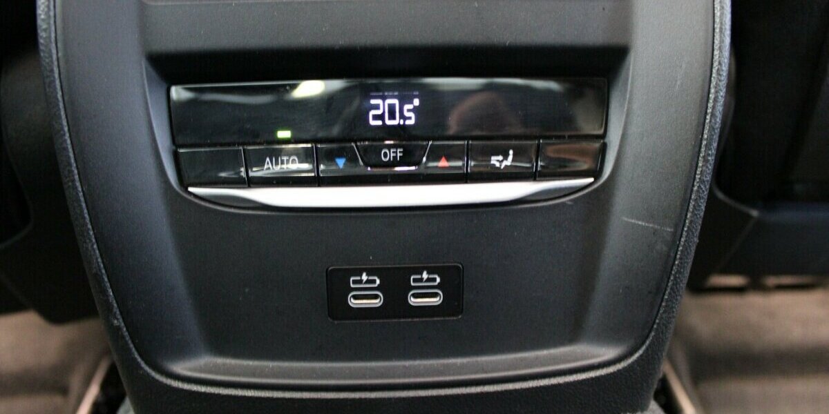 BMW 320 320d Aut. Sport Line 79.450 km 27.980 &euro; Euskirchen 53881