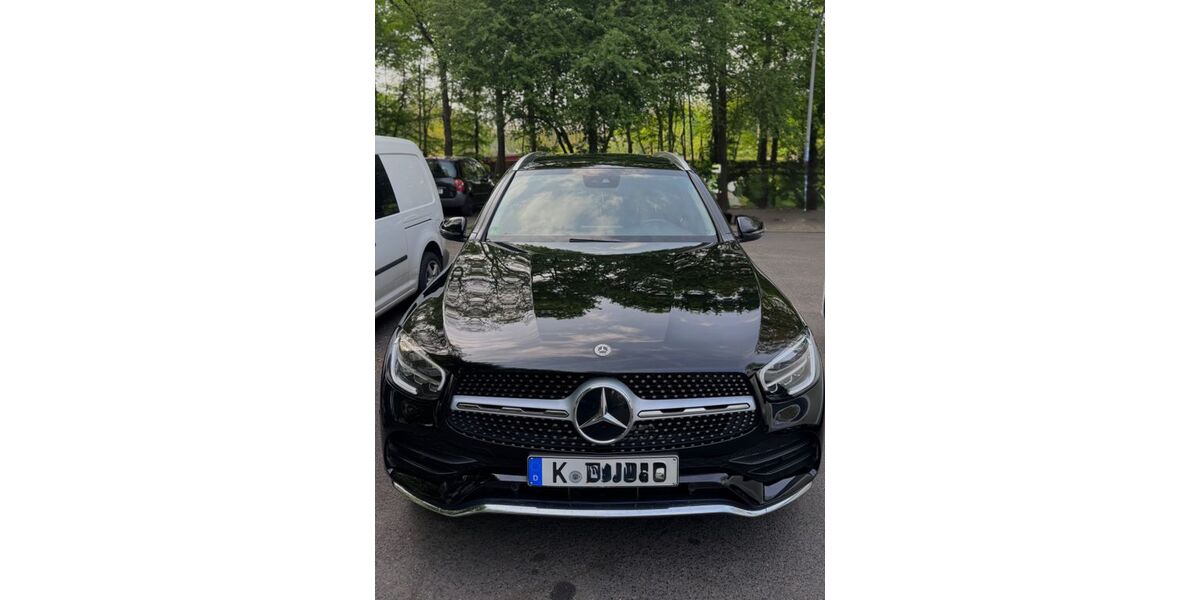 Mercedes-Benz 300 66.641 km 45.000 &euro; Köln 51107
