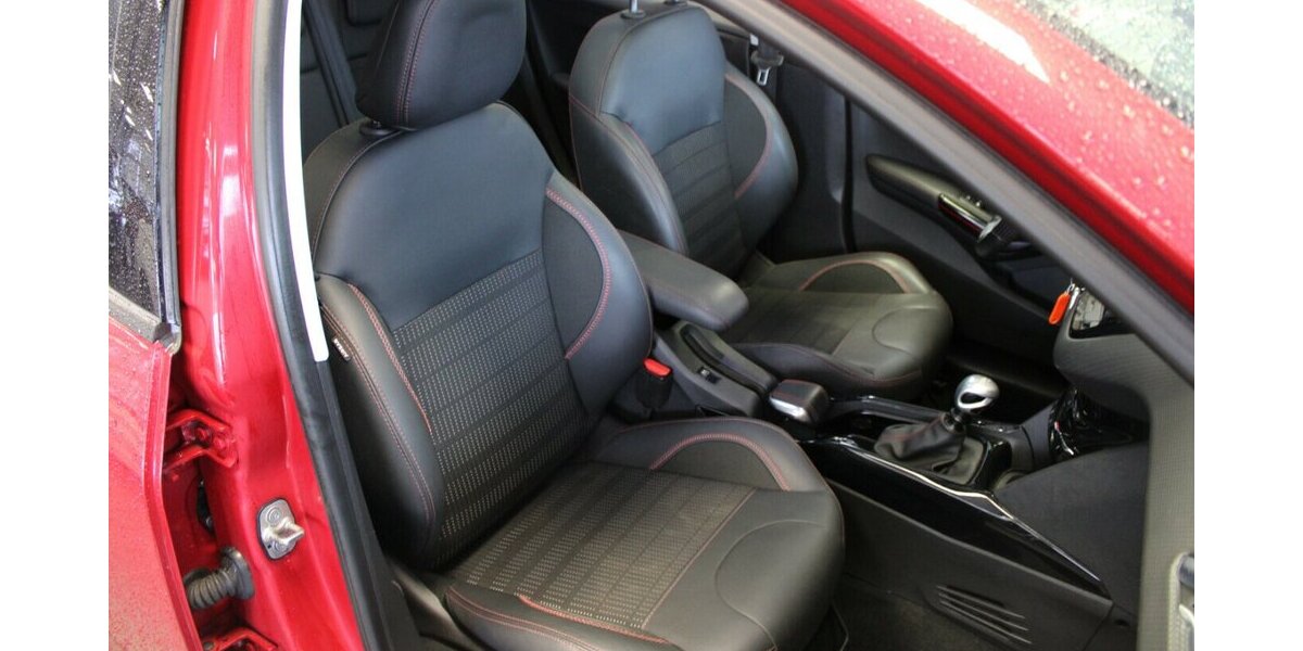 Peugeot 2008 PureTech 130 GPF GT-line - Panoramadach - AHK 107.572 km 10.780 &euro; Euskirchen 53881