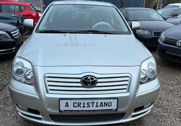 Toyota Avensis 150.000 km 4.999 &euro; Köln 51107