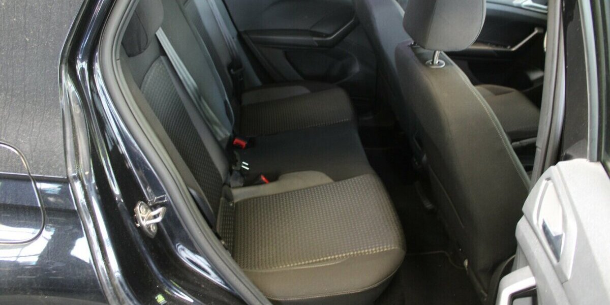 VW T-Cross 1.5 TSi ACT OPF DSG Active 151.158 km 14.980 &euro; Euskirchen 53881