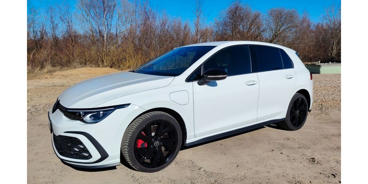 VW Golf 24.600 km 23.950 &euro; Inden 52459