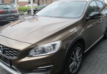 Volvo V60 Cross Country 98.000 km 15.990 &euro; BERGHEIM 50126