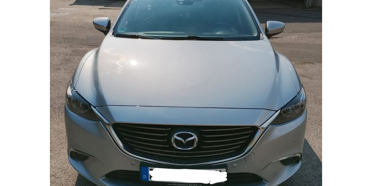 Mazda 6 180.000 km 8.200 &euro; Köln 51105