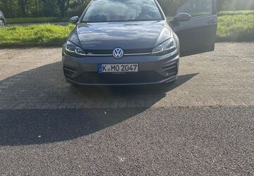 VW Golf 120.000 km 14.600 &euro; Köln 51069