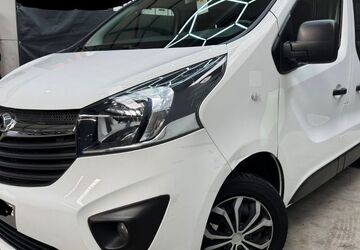 Opel Vivaro 139.000 km 13.999 &euro; Düren 52353