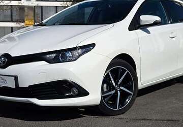 Toyota Auris 10.000 km 14.999 &euro; Köln 51107