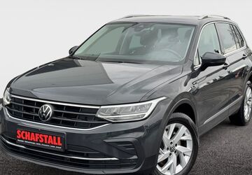VW Tiguan 52.565 km 28.879 &euro; Elsdorf (bei Köln) 50189