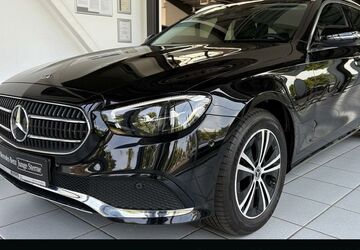 Mercedes-Benz E 220 28.773 km 37.950 &euro; Köln-Deutz 51105