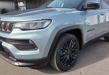 Jeep Compass 117.500 km 22.480 &euro; Düren 52351