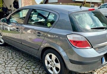 Opel Astra 127.509 km 2.600 &euro; Bedburg 50181