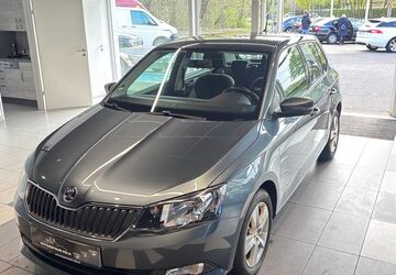 Skoda Fabia 89.900 km 9.900 &euro; Köln 51103