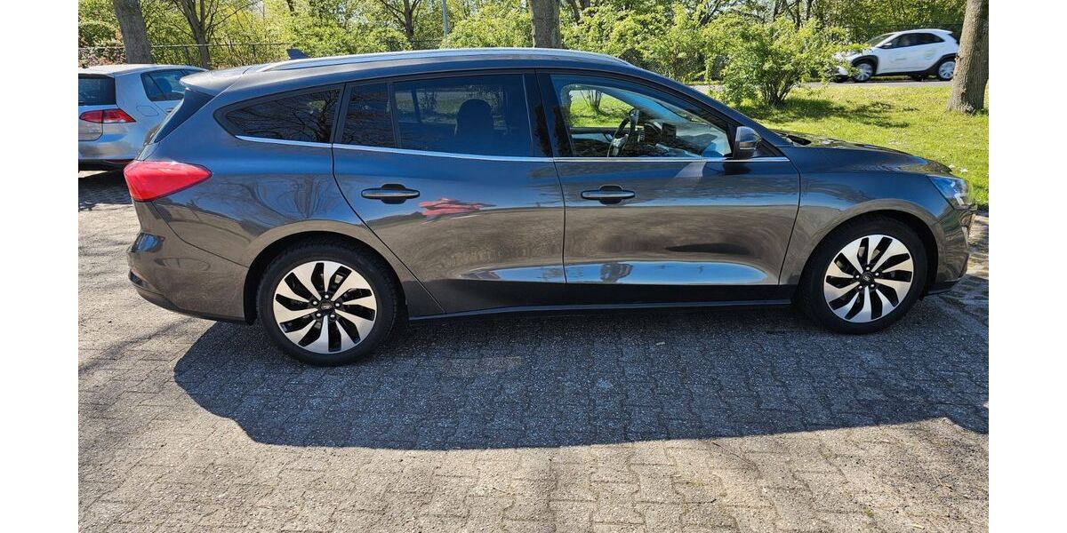 Ford Focus 78.500 km 13.490 &euro; Leverkusen 51371