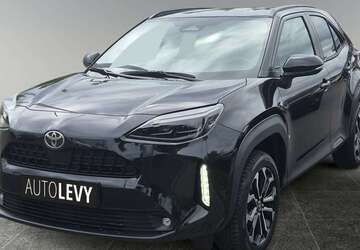Toyota Yaris Cross 4.169 km 25.490 &euro; Euskirchen 53881