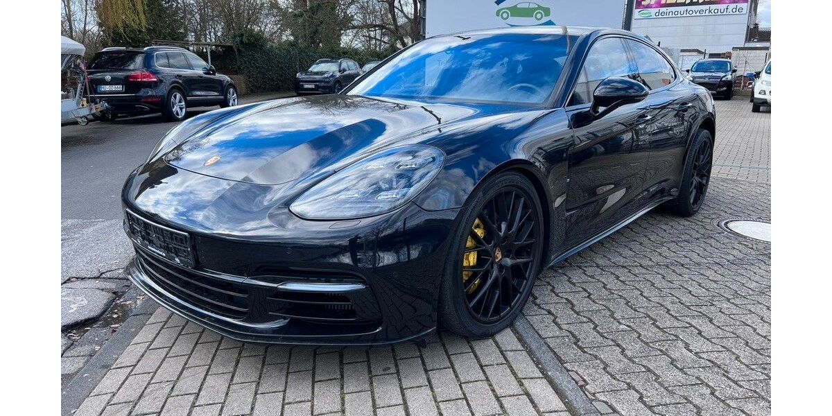 Porsche Panamera 129.300 km 55.950 &euro; Köln 50767
