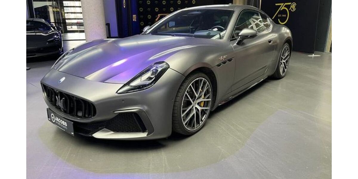 Maserati Granturismo 18.300 km 142.990 &euro; Köln 50829
