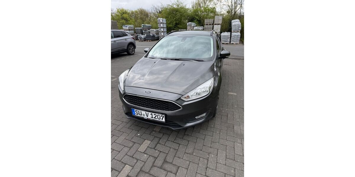 Ford Focus 154.000 km 6.990 &euro; Niederkassel 53859