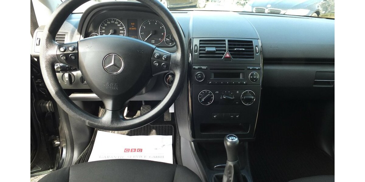 Mercedes-Benz A 160 KLIMAANLAGE SITZHEIZUNG orig 81.695 km ! 81.695 km 7.304 &euro; Köln 50858