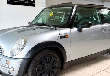 Mini Cooper 150.494 km 4.990 &euro; Köln 51067