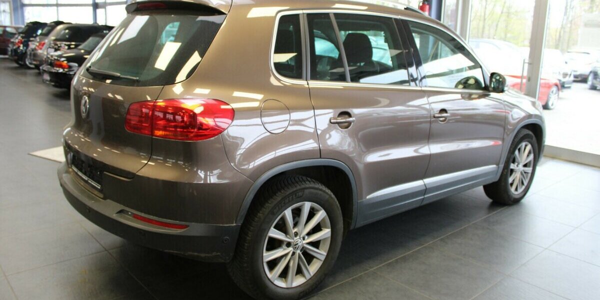VW Tiguan 2.0 TDI DPF BMT Sport&Style 100.661 km 10.980 &euro; Euskirchen 53881