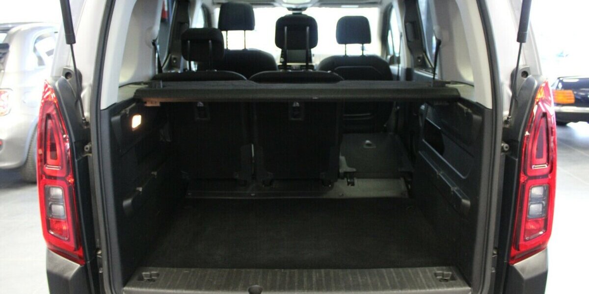 Citroen Berlingo M BlueHDi EAT8 Shine Panorama - Navi 82.816 km 18.980 &euro; Euskirchen 53881