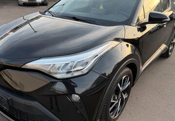 Toyota C-HR 124.795 km 17.850 &euro; Köln 50827