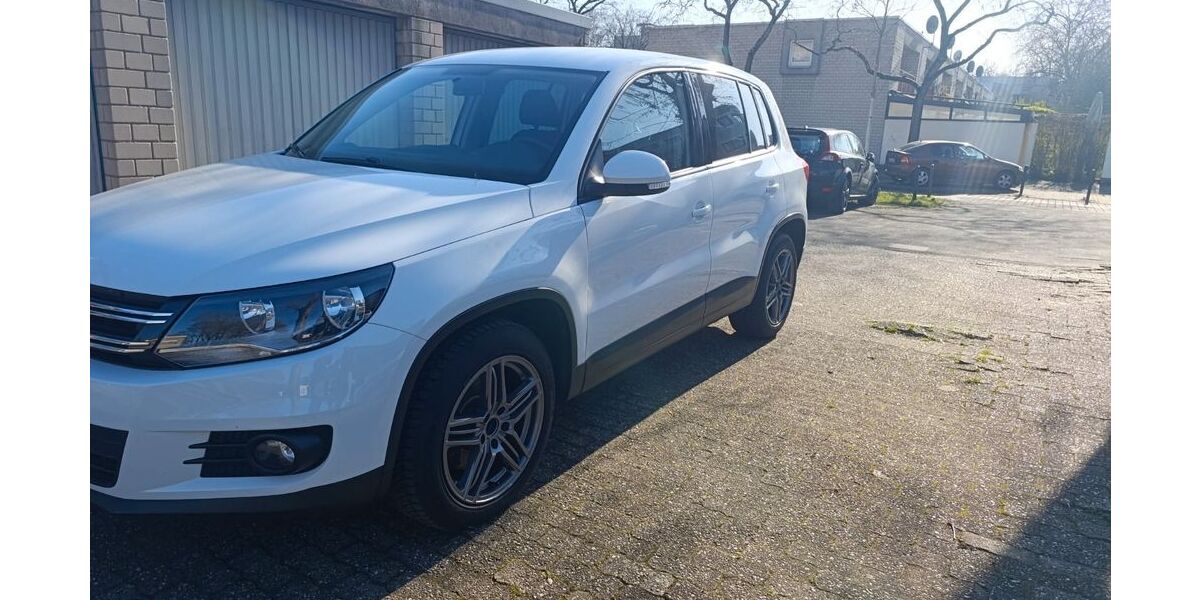 VW Tiguan 230.350 km 7.849 &euro; Köln 50769