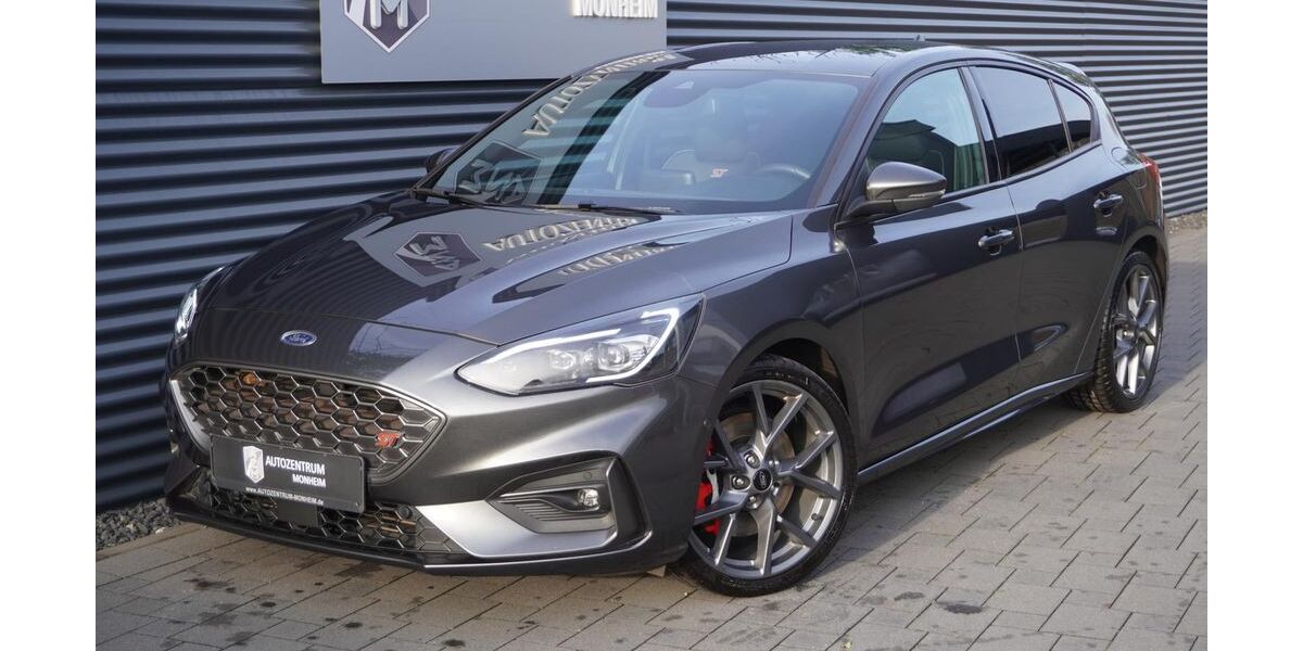 Ford Focus 56.000 km 23.990 &euro; Monheim am Rhein 40789