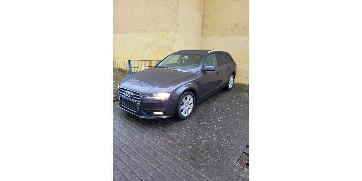 Audi A4 389.886 km 4.500 &euro; Köln 51103