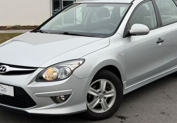 Hyundai i30 100.000 km 5.900 &euro; Köln (Ostheim) 51107