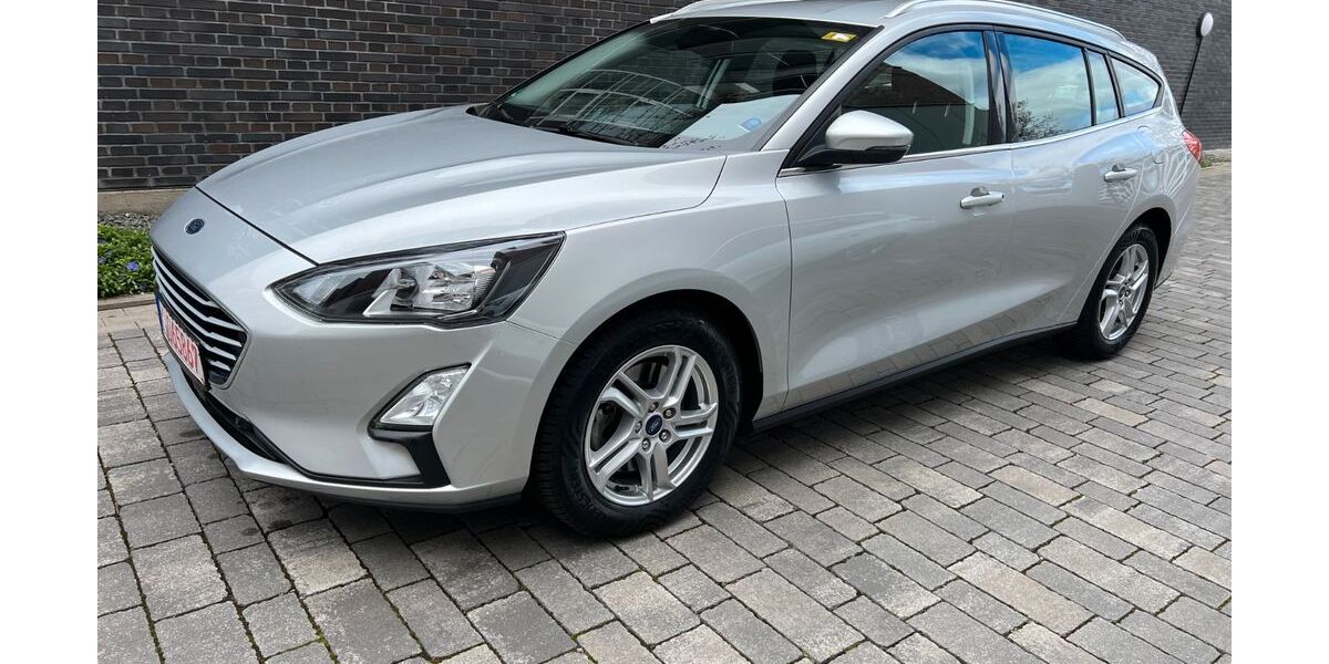 Ford Focus 59.829 km 14.150 &euro; Köln 50829