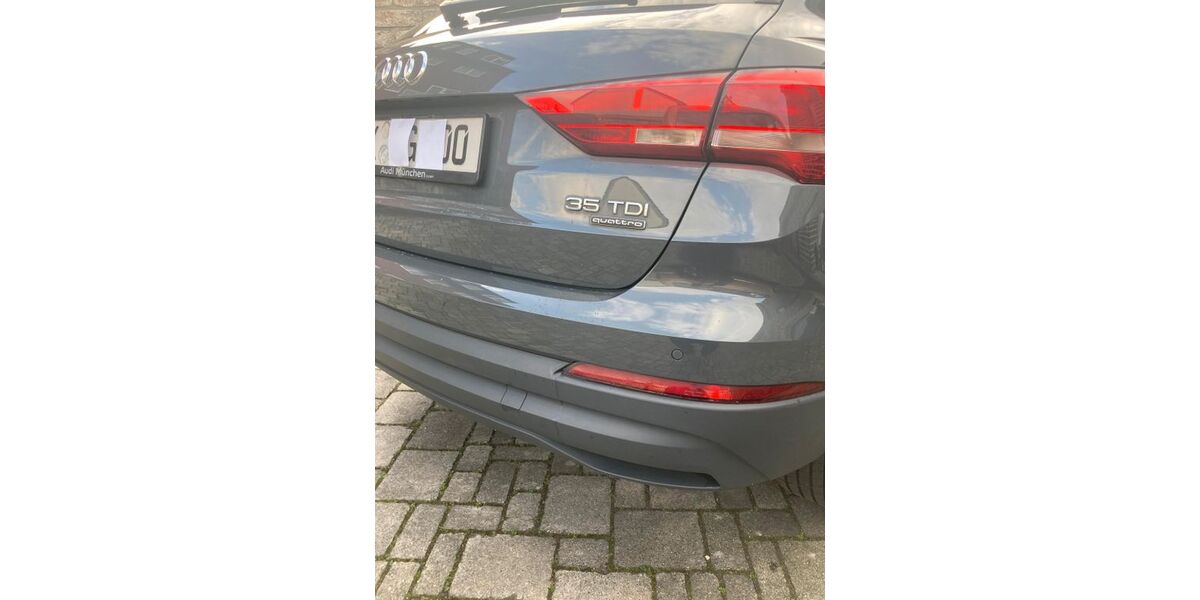 Audi Q3 122.000 km 20.995 &euro; Köln 50769