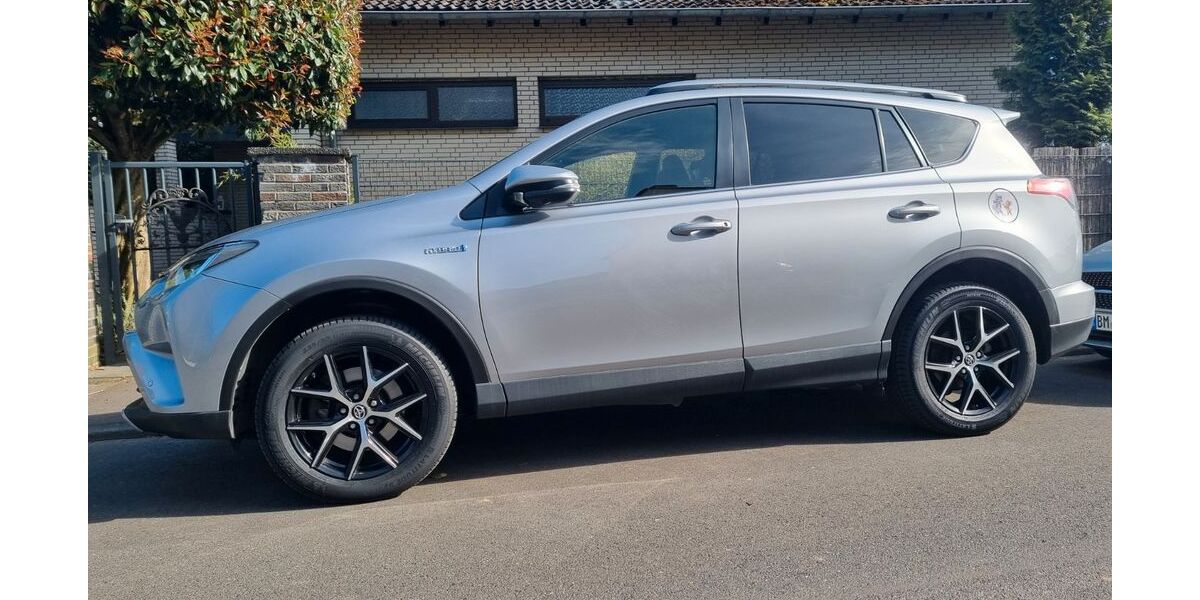 Toyota RAV 4 105.000 km 22.500 &euro; Köln 50859
