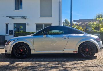 Audi TT 226.000 km 18.000 &euro; Köln 50859