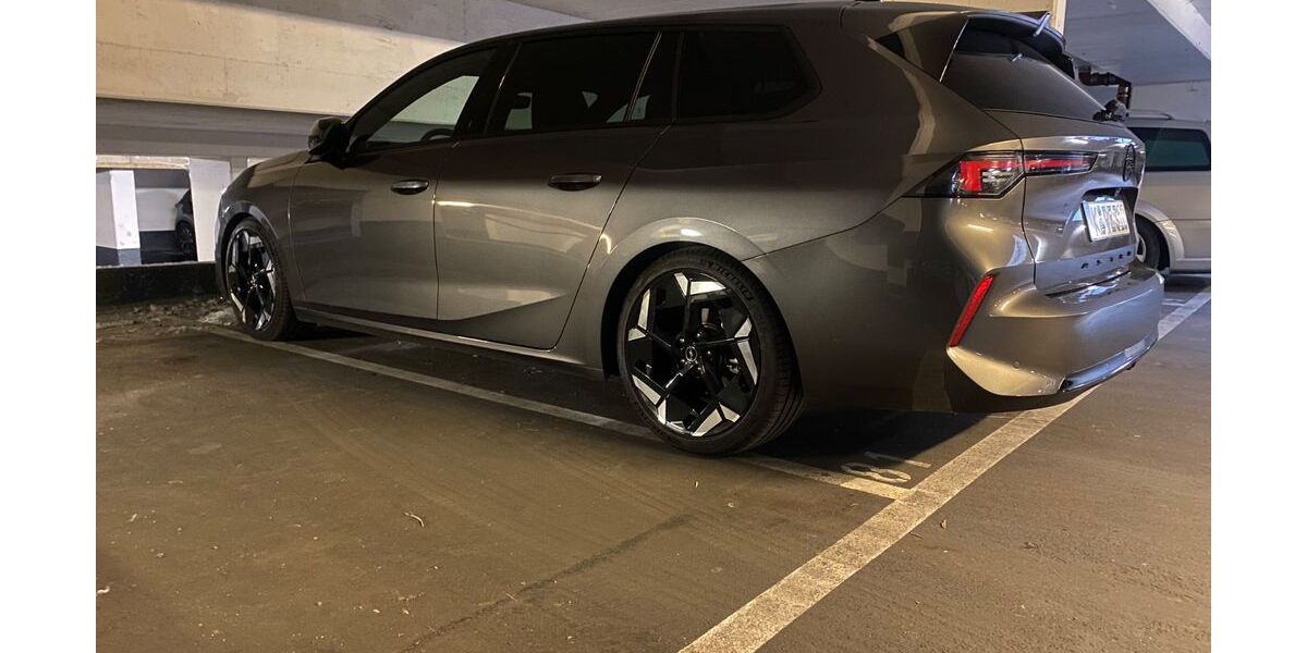 Opel Astra 39.500 km 21.999 &euro; Köln 50765