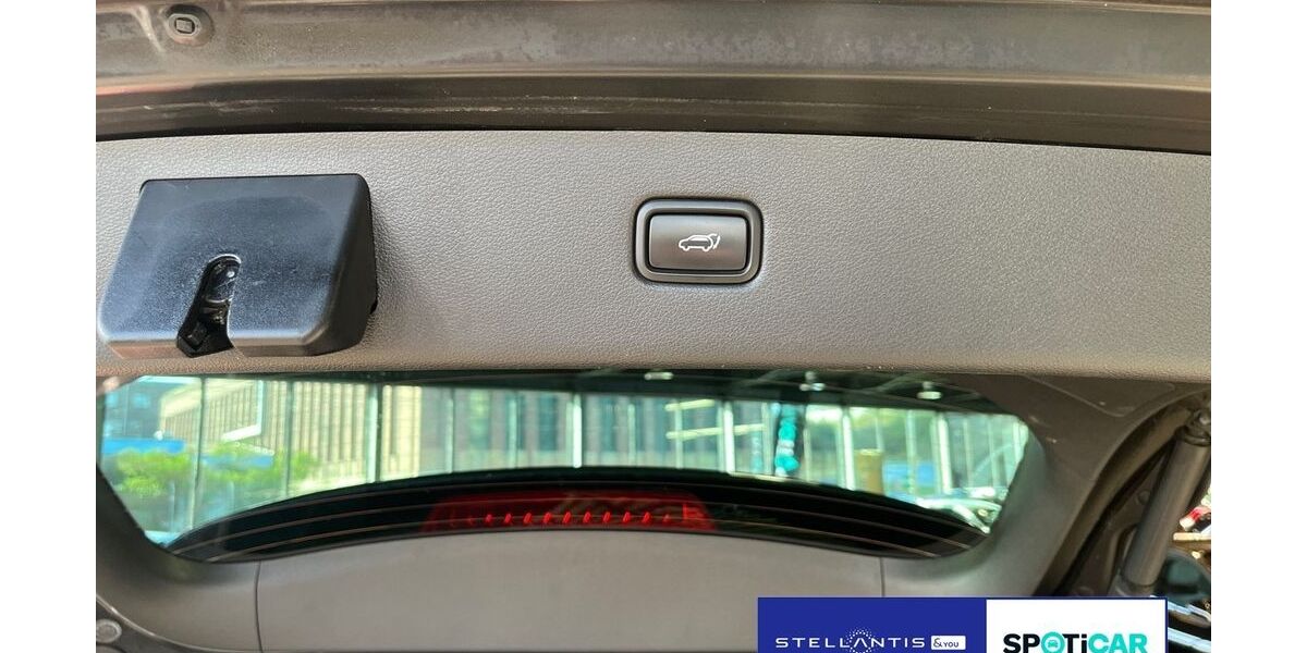 Hyundai TUCSON 82.500 km 18.500 &euro; Köln 51065