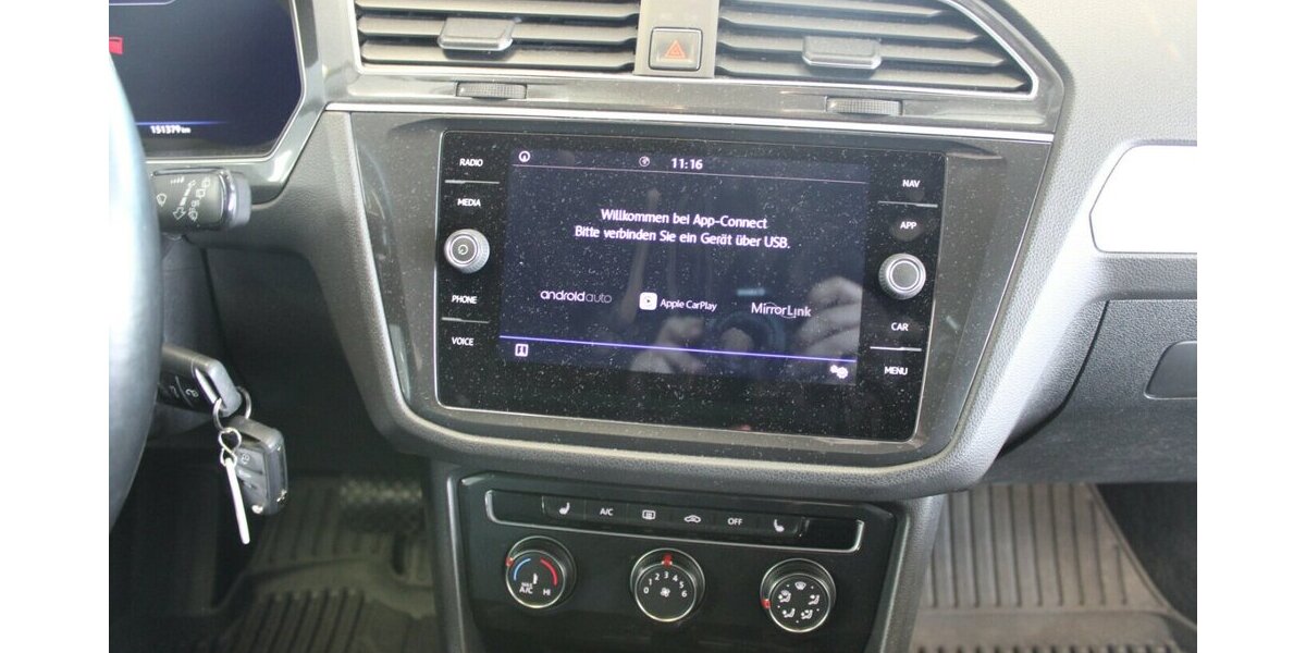 VW Tiguan 2.0 TDI SCR 4Motion BMT DSG Comfortline 151.379 km 19.980 &euro; Euskirchen 53881