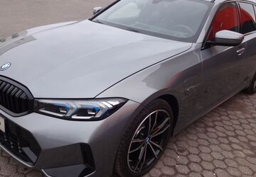 BMW 330 1.400 km 42.100 &euro; Zülpich 53909