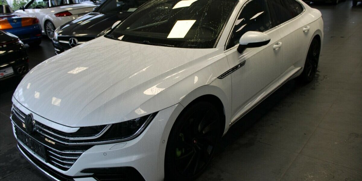 VW Arteon 2.0 TSI 4Motion DSG R-Line 147.227 km 22.980 &euro; Euskirchen 53881