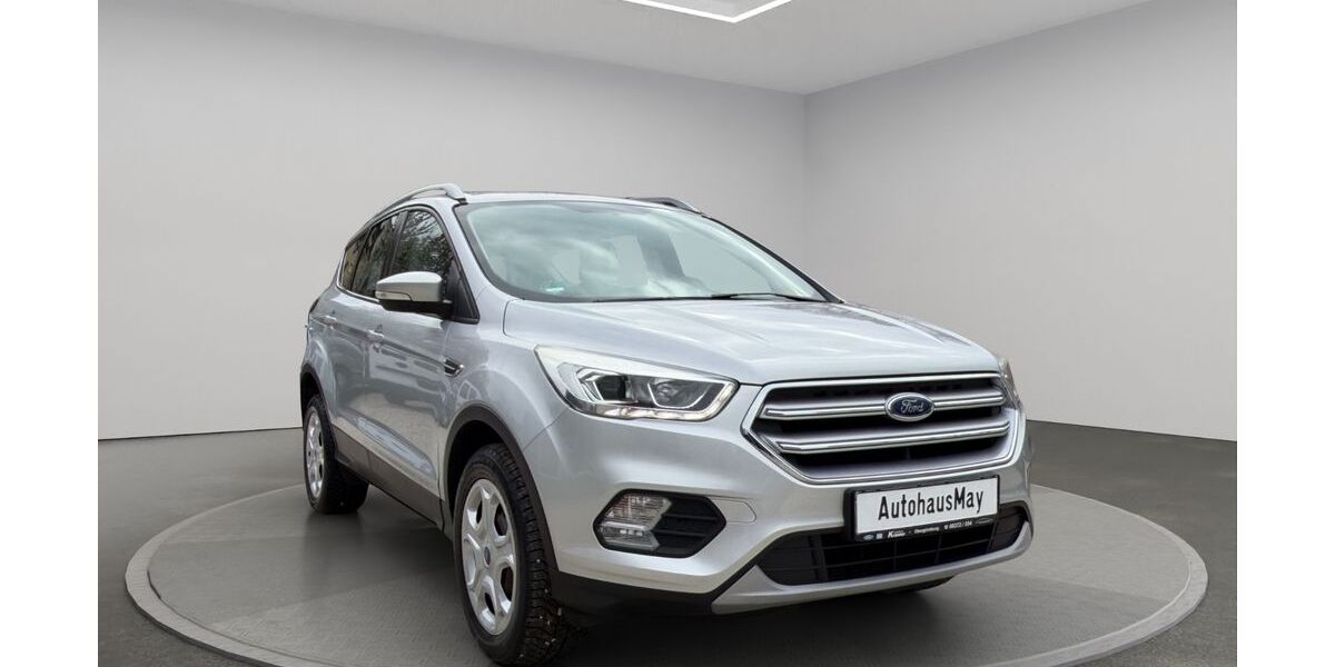 Ford Kuga 97.950 km 11.950 &euro; Köln 50674