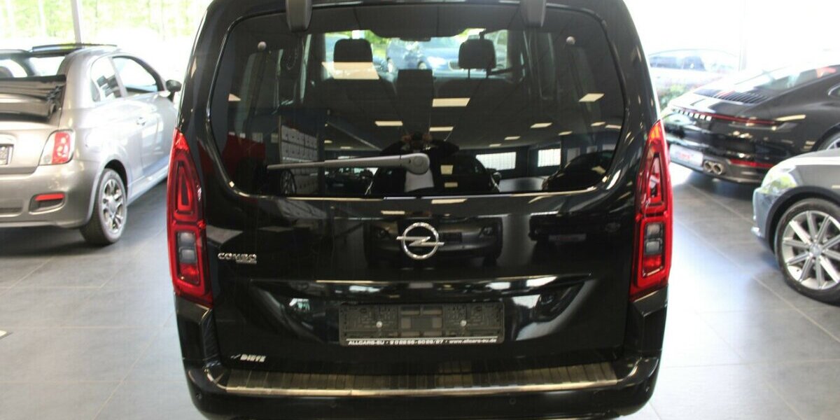 Opel Combo Life 1.5 Aut. 44.760 km 16.980 &euro; Euskirchen 53881