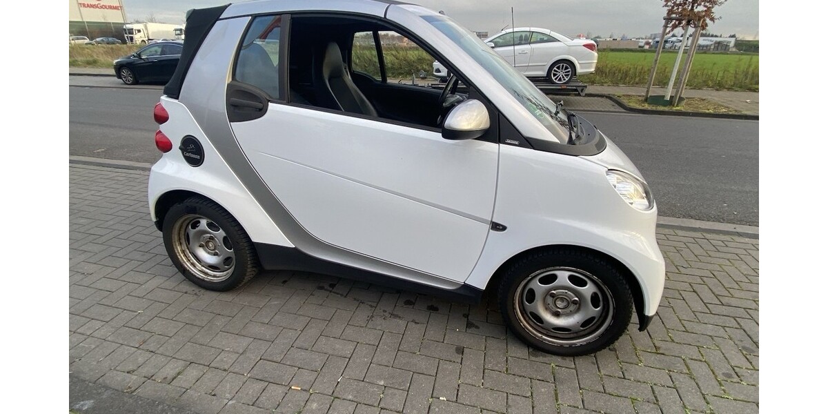 Smart Fortwo Cabrio 163.000 km 3.990 &euro; Köln 50667
